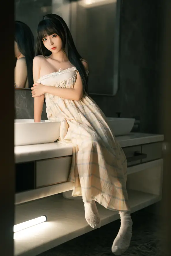 欧美乱妇高清无乱码免费观看与MM131爽爽爽：林浅浅日常NP故事解读